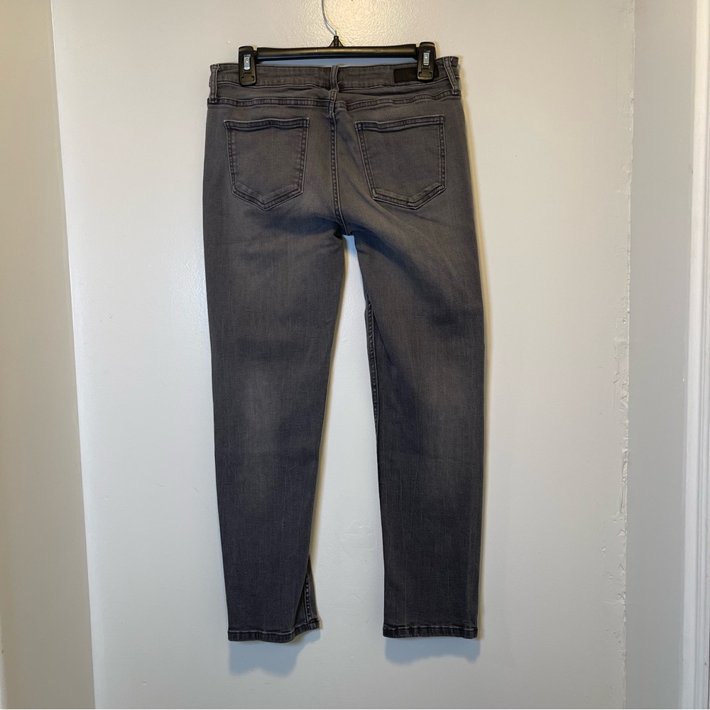 Calvin Klein Classic Gray Women's Jeans slim boyfriend size 8 - Picture 2 of 4